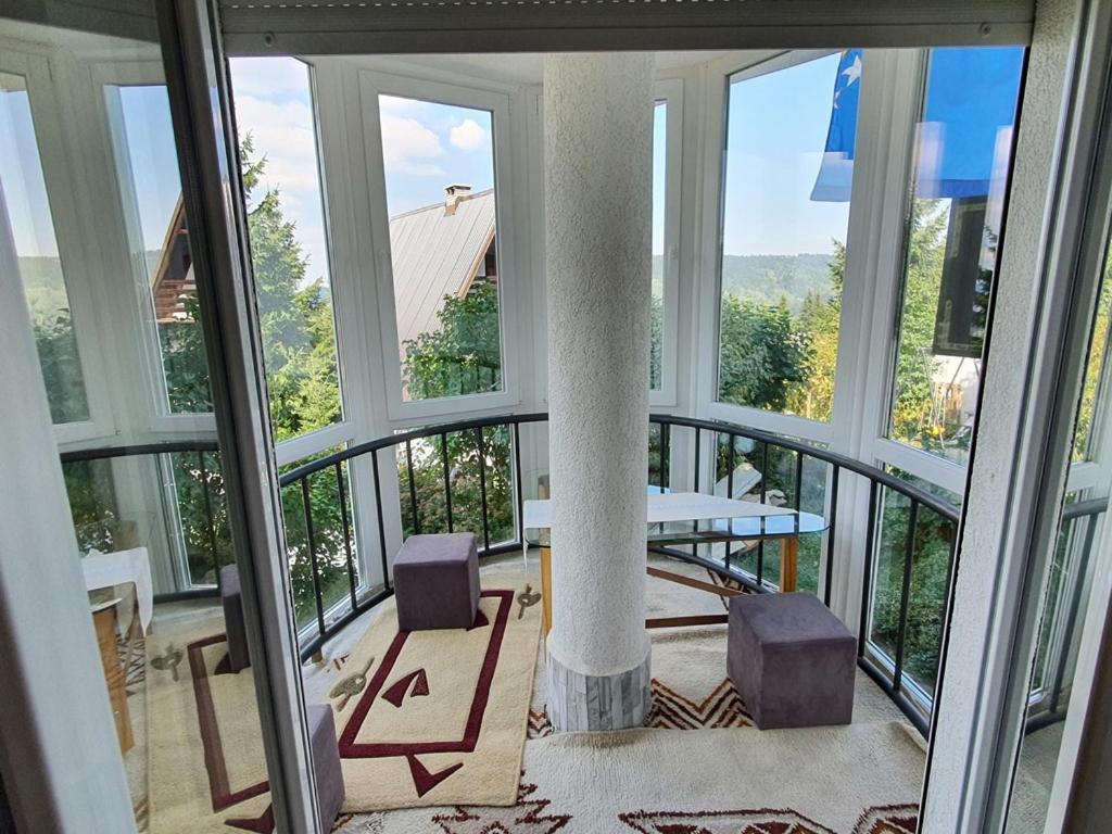 Apartments Panda Vlasic Luaran gambar