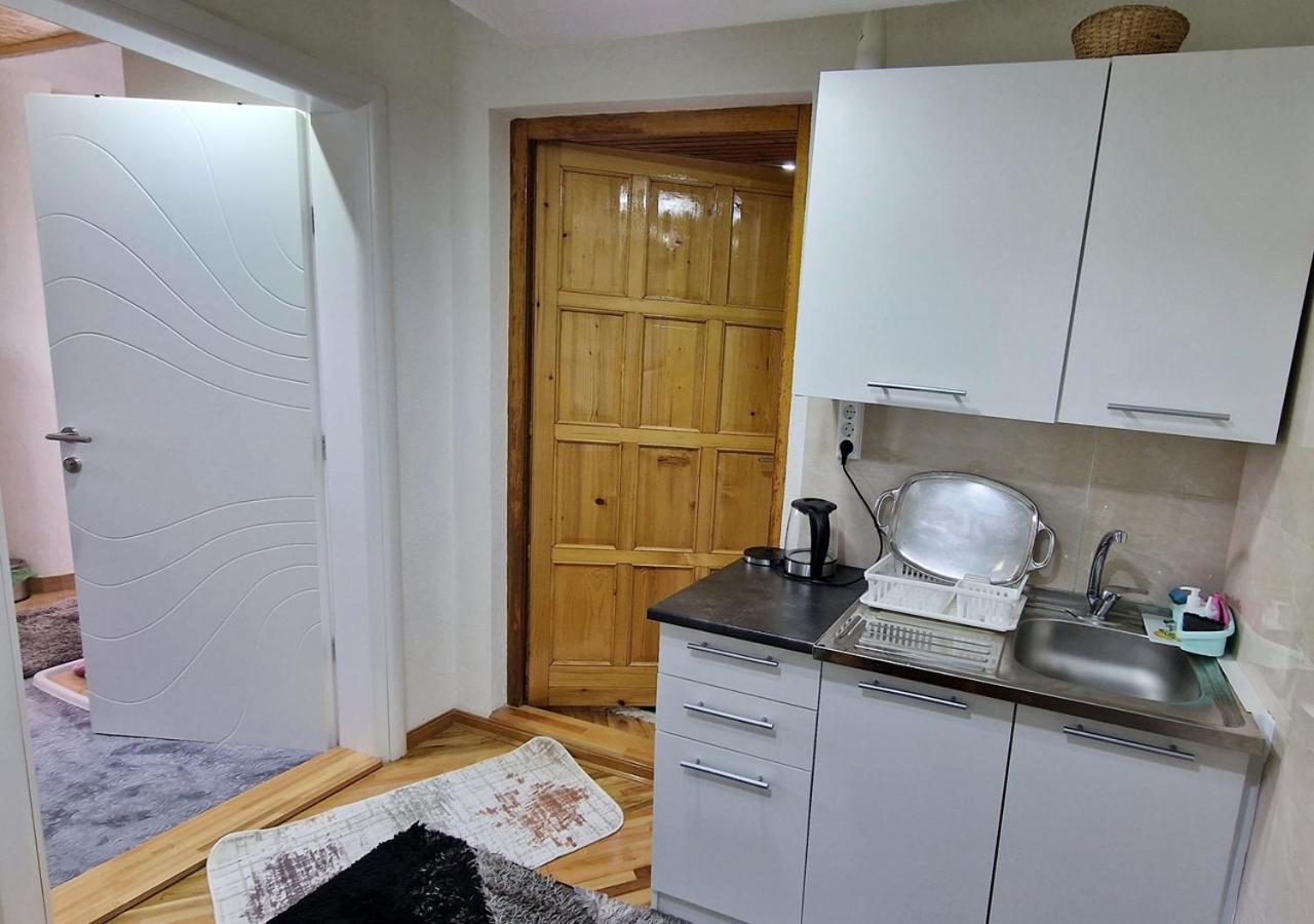 Apartments Panda Vlasic Luaran gambar
